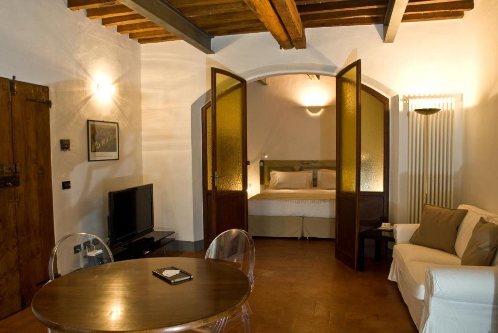 Callegherie 21 Boutique B&B Имола Номер фото