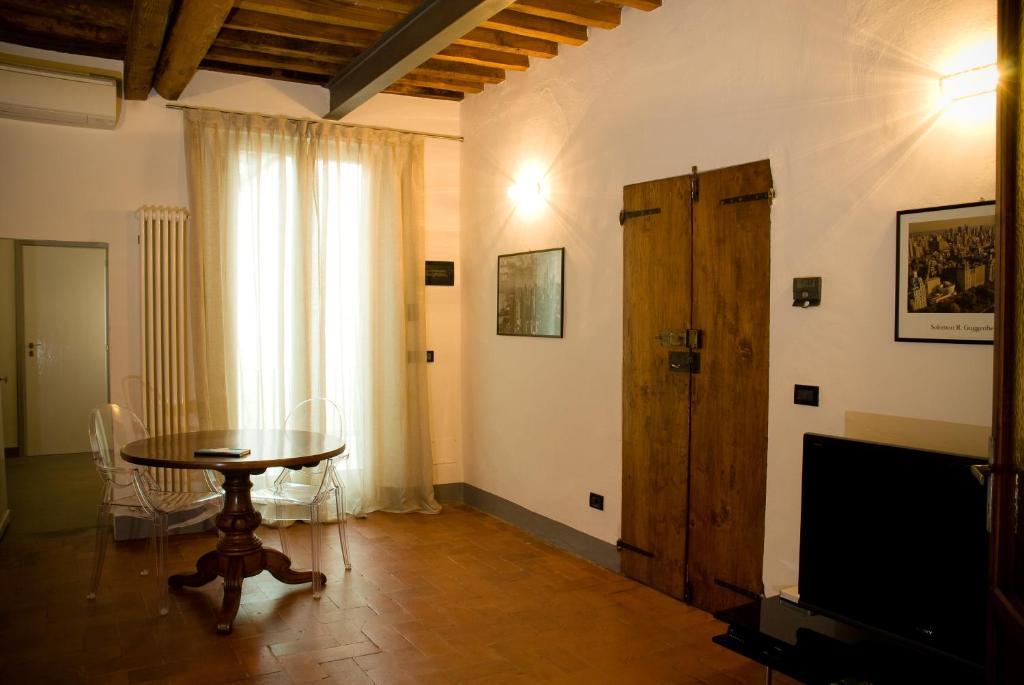Callegherie 21 Boutique B&B Имола Номер фото