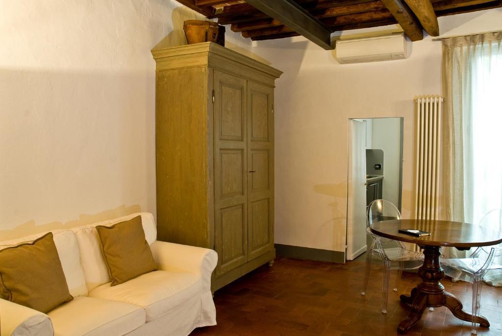 Callegherie 21 Boutique B&B Имола Номер фото