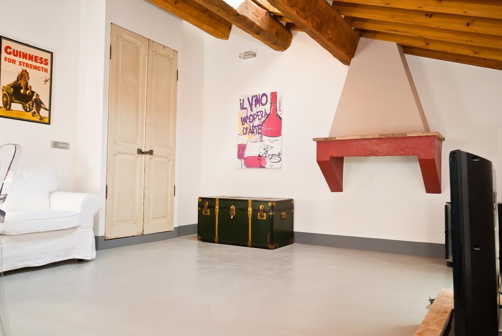 Callegherie 21 Boutique B&B Имола Номер фото